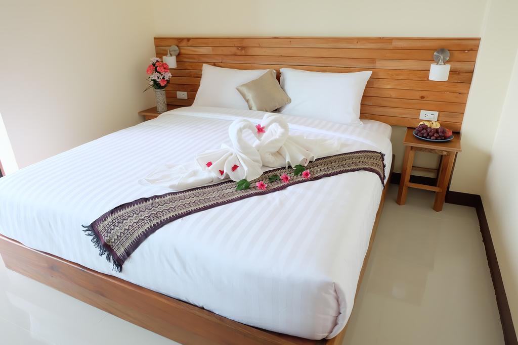 Chatin Guesthouse Khao Lak Esterno foto