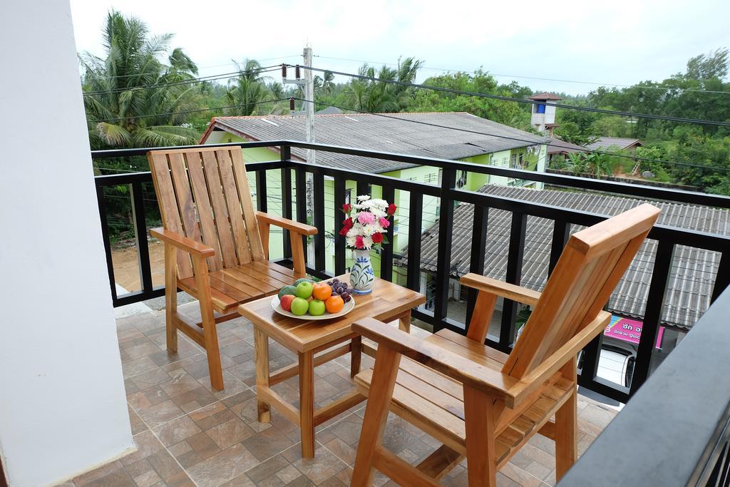 Chatin Guesthouse Khao Lak Esterno foto