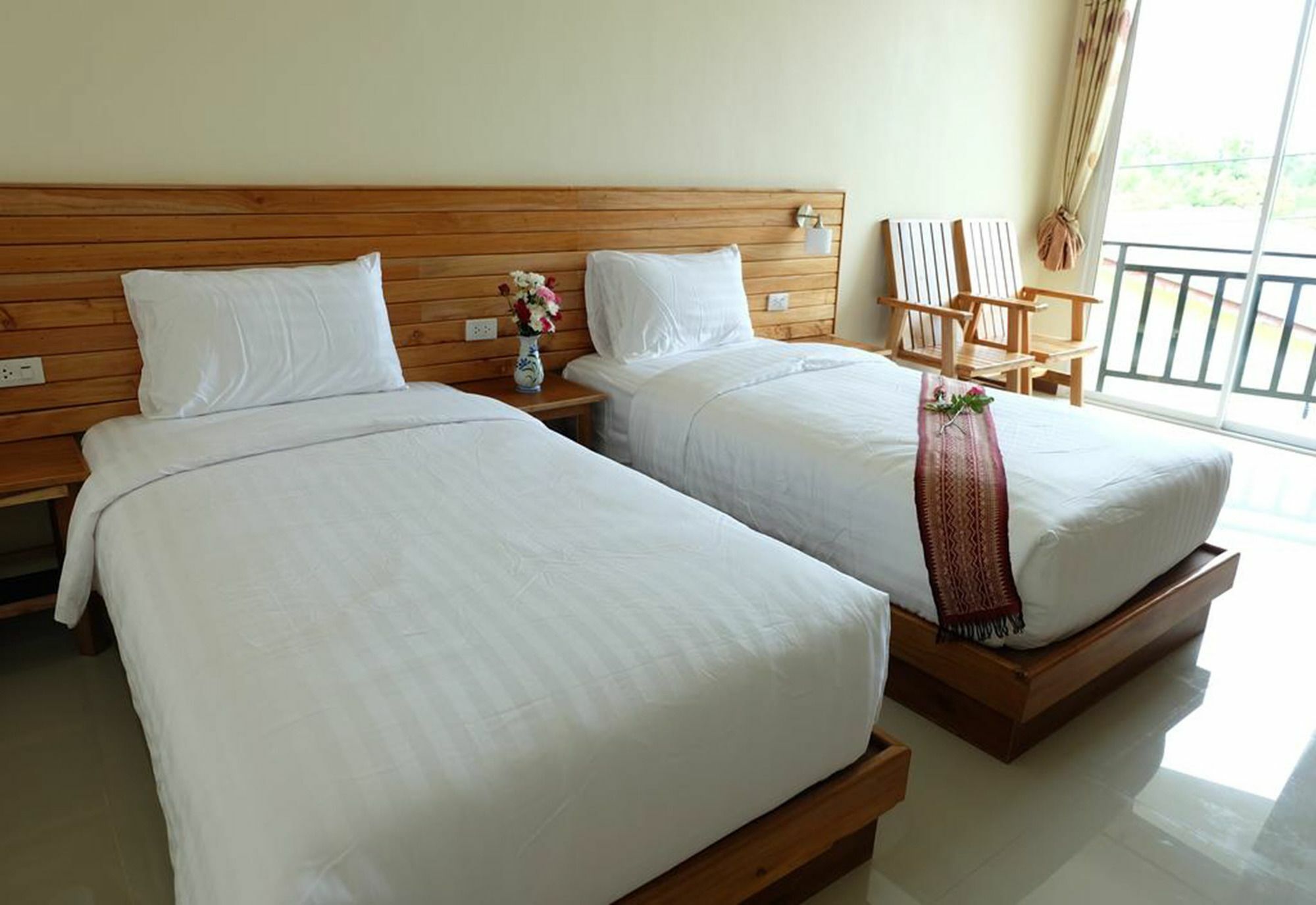 Chatin Guesthouse Khao Lak Esterno foto